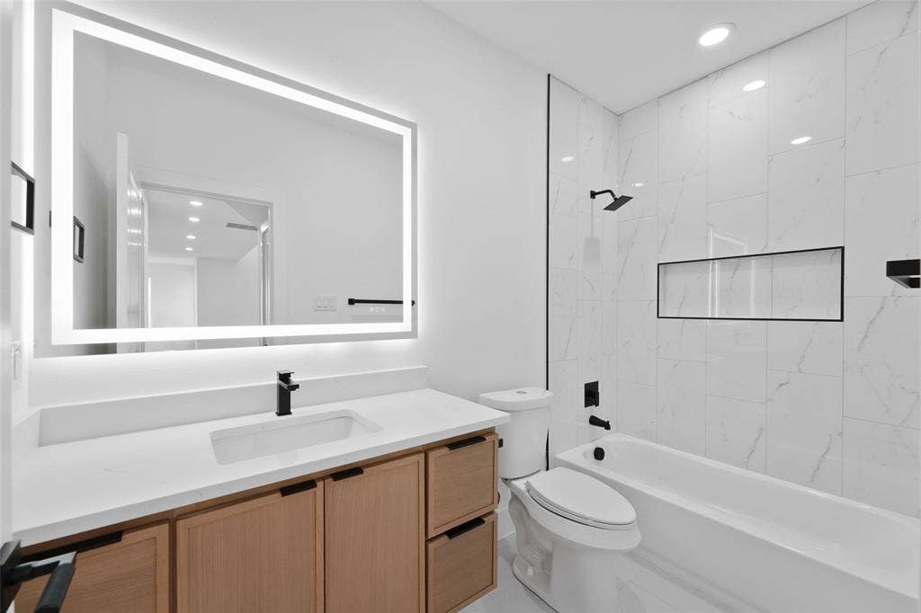 511 Avenue J, Dallas, TX 75203 511 Avenue J, Dallas, TX 75203
