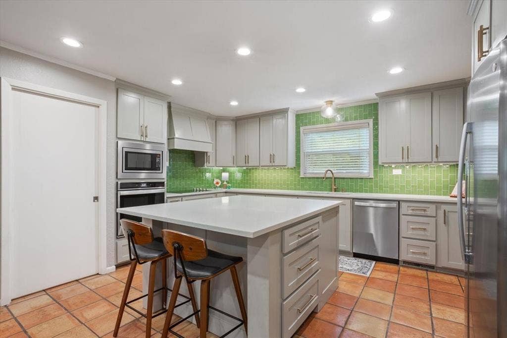 2424 Richards Drive, Waco, TX 76710 2424 Richards Drive, Waco, TX 76710