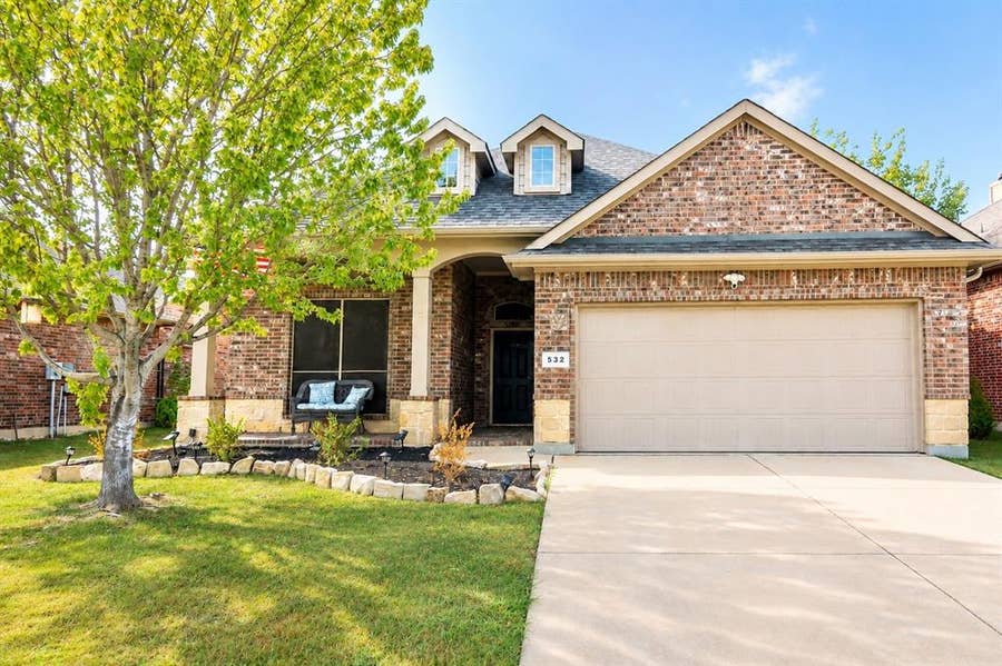 Property photo for 532 Vidalia Court, Fort Worth, TX