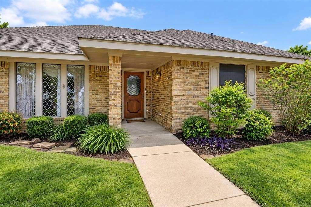 4120 Merriman Drive, Plano, TX 75074 4120 Merriman Drive, Plano, TX 75074
