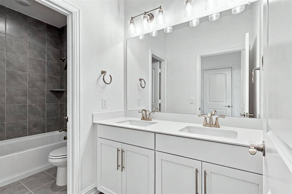 4001 Maida Road, McKinney, TX 75071 4001 Maida Road, McKinney, TX 75071