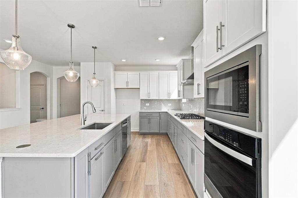 4001 Maida Road, McKinney, TX 75071 4001 Maida Road, McKinney, TX 75071