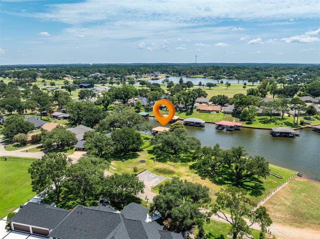 109 Key Allegro Drive, Bullard, TX 75757 109 Key Allegro Drive, Bullard, TX 75757