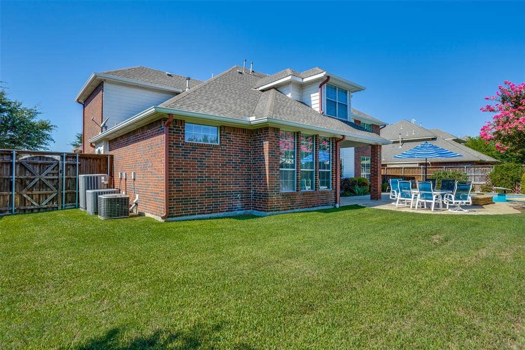 810 Shadybrook Drive, Murphy, TX 75094 810 Shadybrook Drive, Murphy, TX 75094
