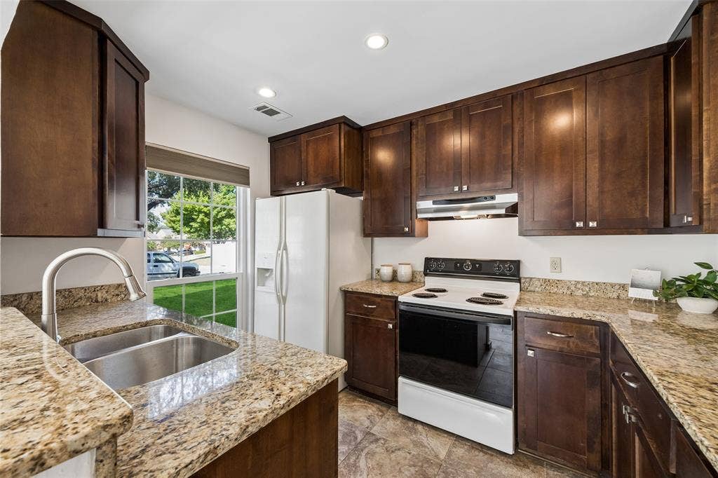 8418 Towneship Lane, Dallas, TX 75243 8418 Towneship Lane, Dallas, TX 75243
