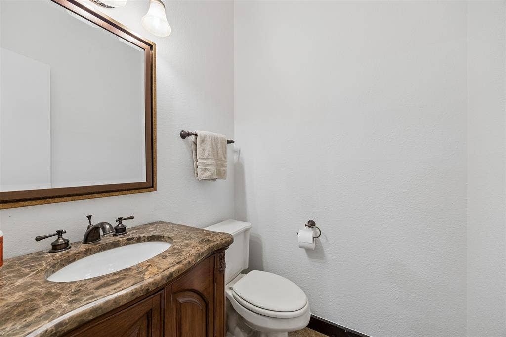 8418 Towneship Lane, Dallas, TX 75243 8418 Towneship Lane, Dallas, TX 75243