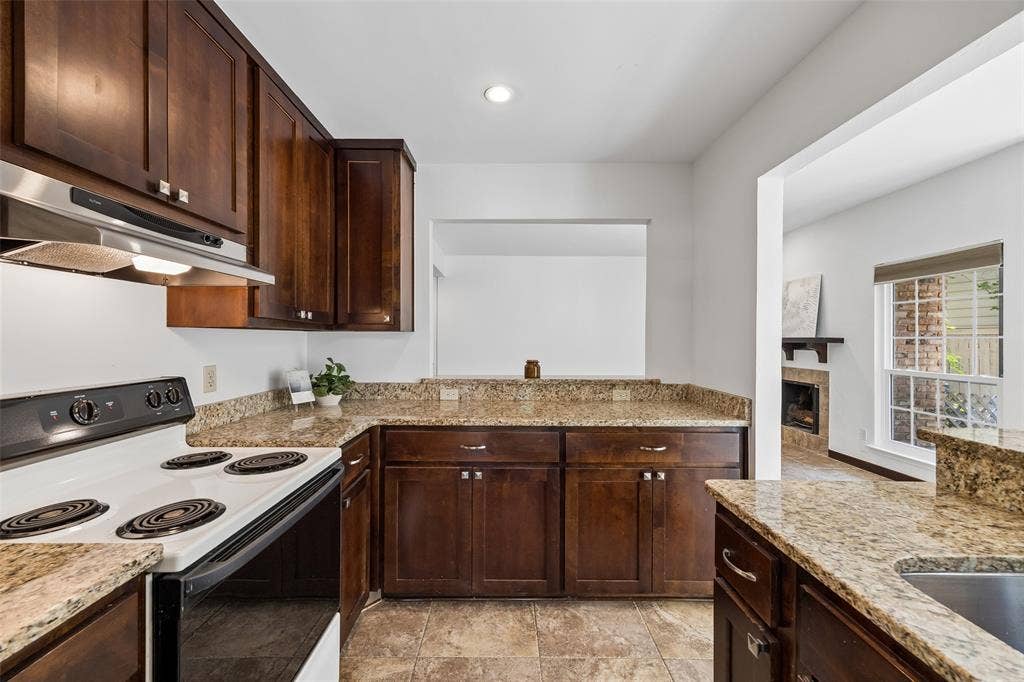 8418 Towneship Lane, Dallas, TX 75243 8418 Towneship Lane, Dallas, TX 75243