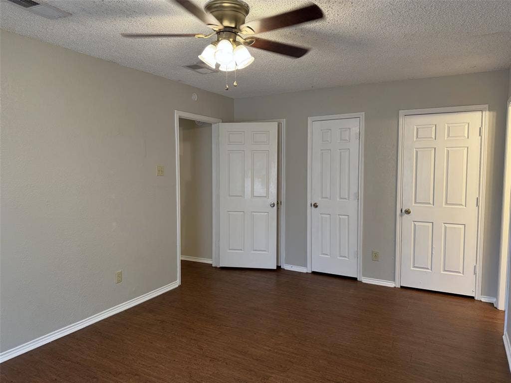 2212 Bernard Street, Denton, TX 76205 2212 Bernard Street, Denton, TX 76205