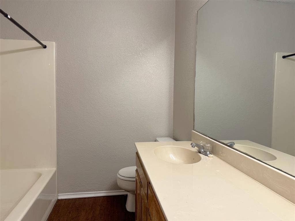 2212 Bernard Street, Denton, TX 76205 2212 Bernard Street, Denton, TX 76205