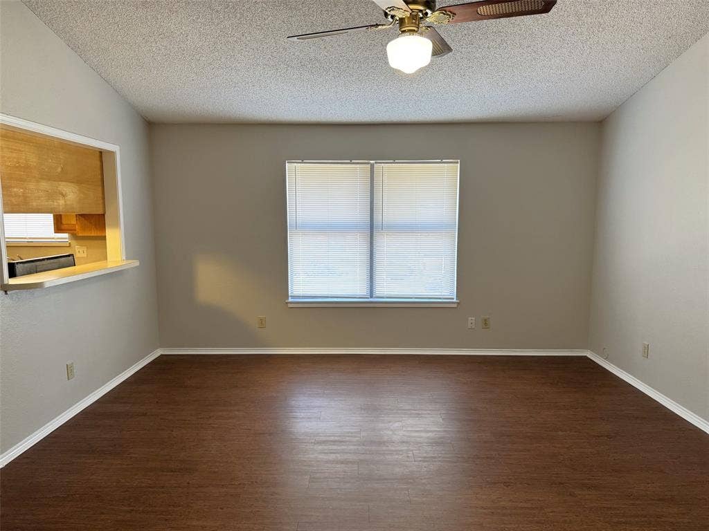 2212 Bernard Street, Denton, TX 76205 2212 Bernard Street, Denton, TX 76205