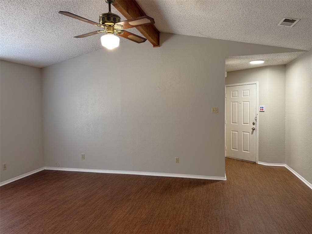 2212 Bernard Street, Denton, TX 76205 2212 Bernard Street, Denton, TX 76205