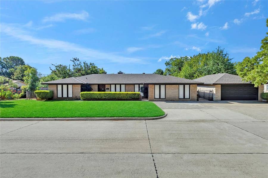 Property photo for 515 Hillside Road, Colleyville, TX