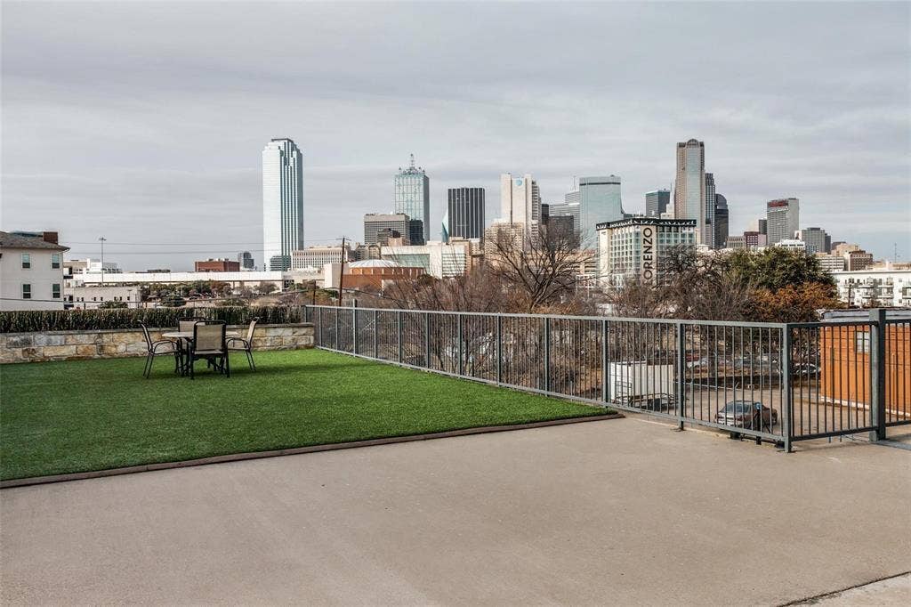 1001 Belleview Street, #104, Dallas, TX 75215