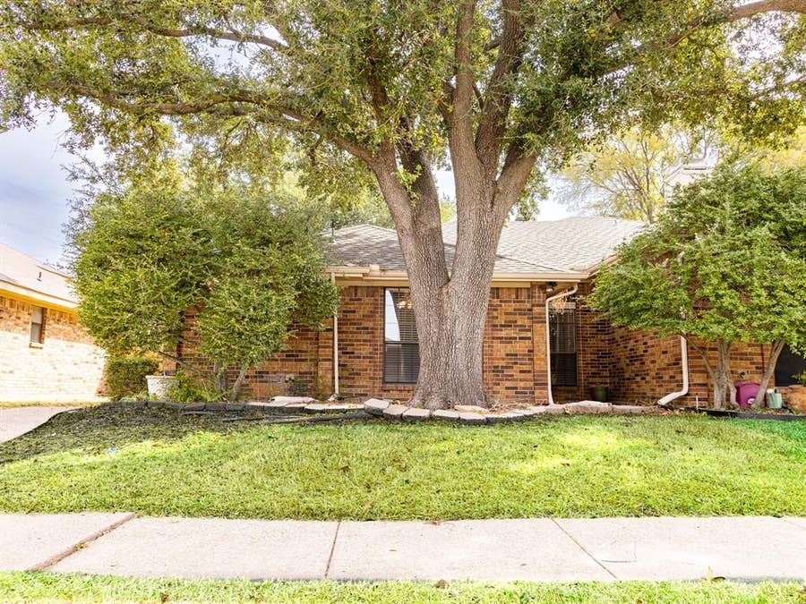 Property photo for 2016 Hearthside Lane, Garland, TX