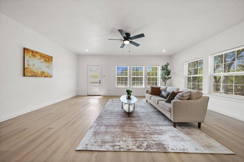 100 Browning Circle, Gun Barrel City, TX 75156 100 Browning Circle, Gun Barrel City, TX 75156