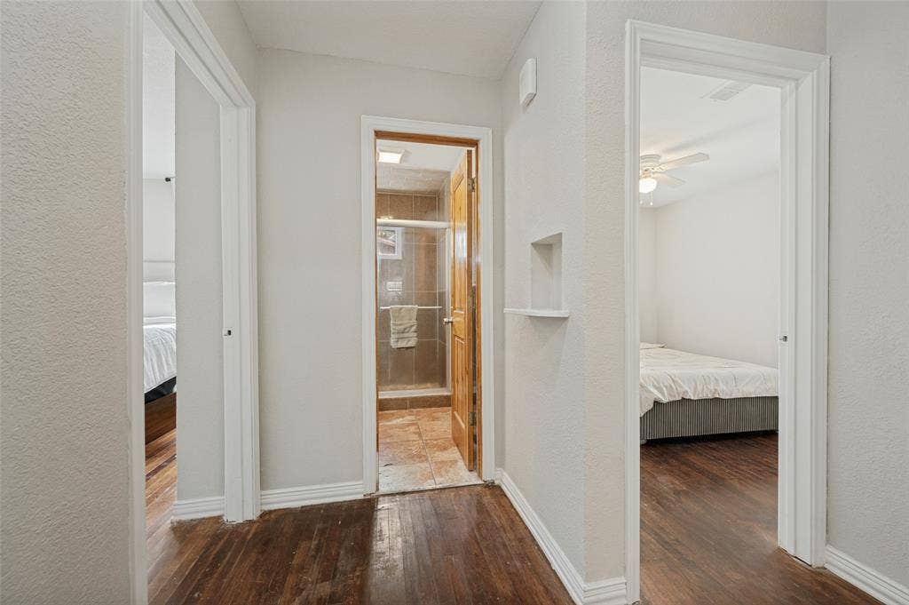 2614 Valwood Parkway, Farmers Branch, TX 75234 2614 Valwood Parkway, Farmers Branch, TX 75234