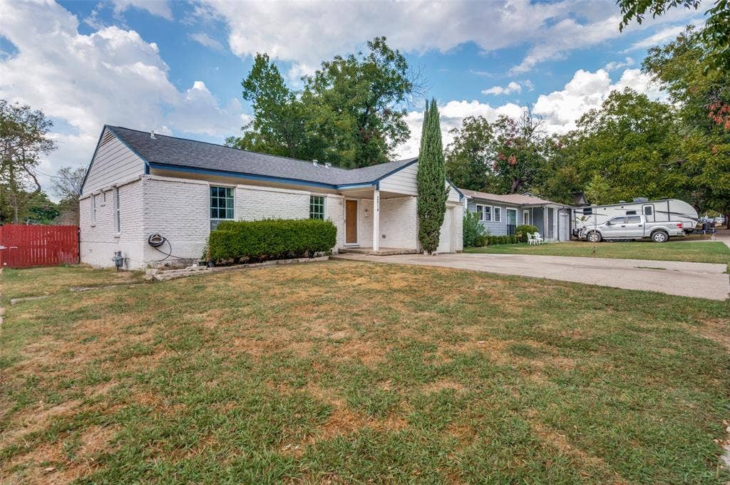 2614 Valwood Parkway, Farmers Branch, TX 75234 2614 Valwood Parkway, Farmers Branch, TX 75234