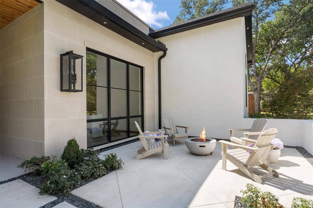 5840 Charlestown Drive, Dallas, TX 75230 5840 Charlestown Drive, Dallas, TX 75230