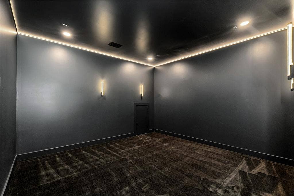 5840 Charlestown Drive, Dallas, TX 75230 5840 Charlestown Drive, Dallas, TX 75230