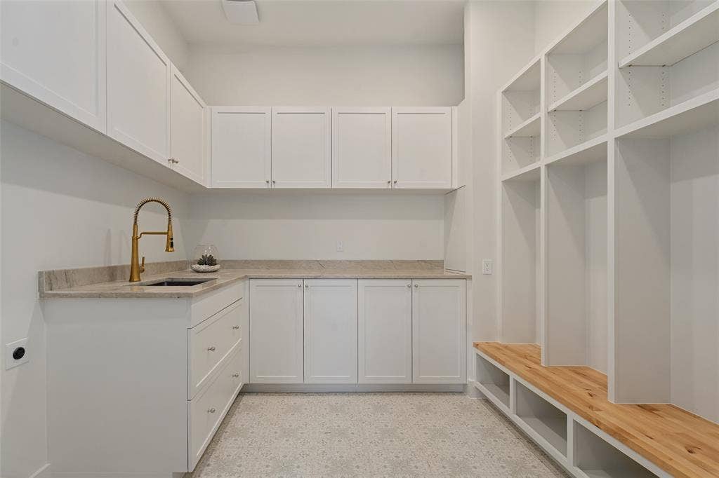 5840 Charlestown Drive, Dallas, TX 75230 5840 Charlestown Drive, Dallas, TX 75230