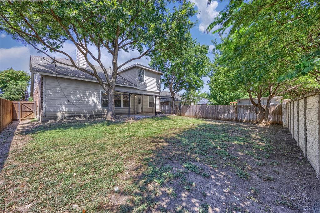 1100 Chesterfield Drive, McKinney, TX 75071 1100 Chesterfield Drive, McKinney, TX 75071