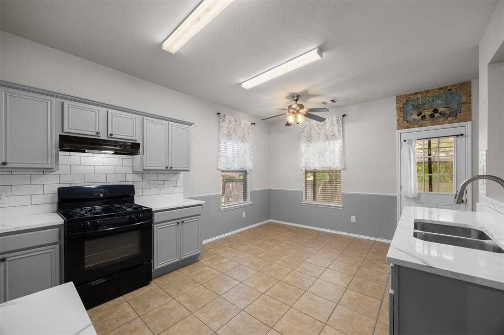 1100 Chesterfield Drive, McKinney, TX 75071 1100 Chesterfield Drive, McKinney, TX 75071