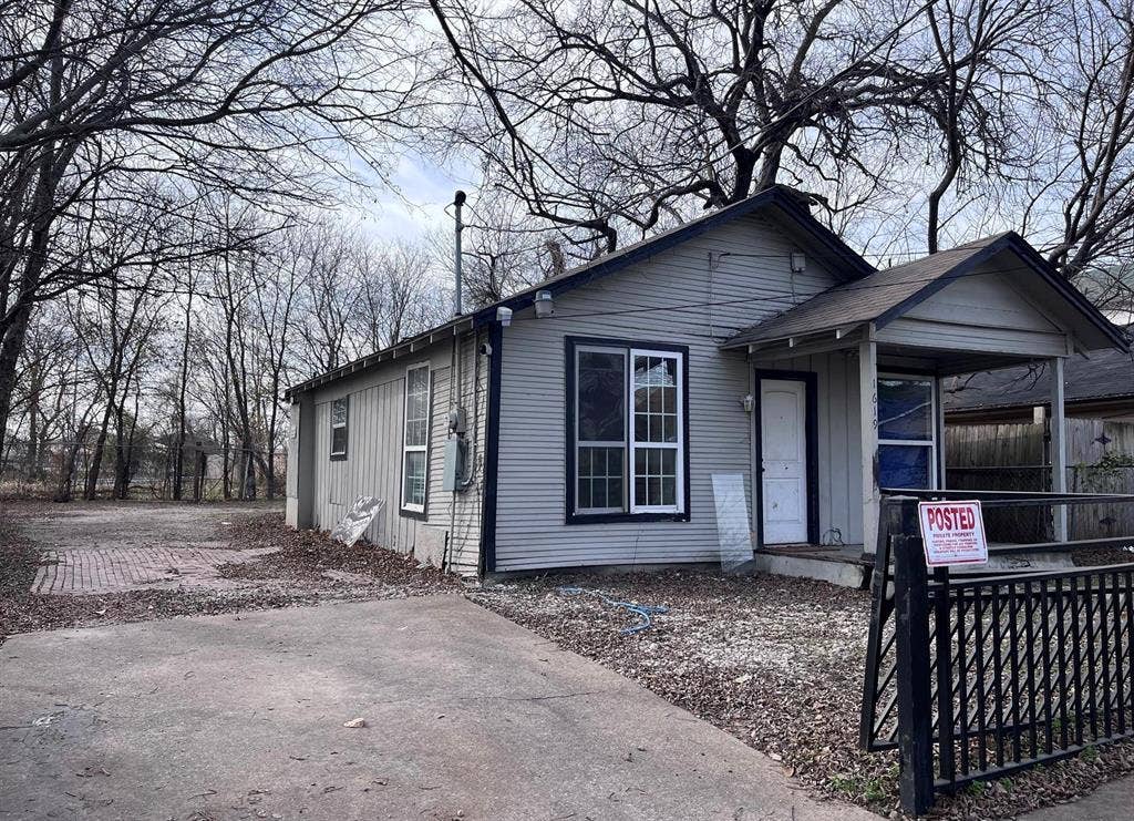 1619 Caldwell Street, Dallas, TX 75223 1619 Caldwell Street, Dallas, TX 75223