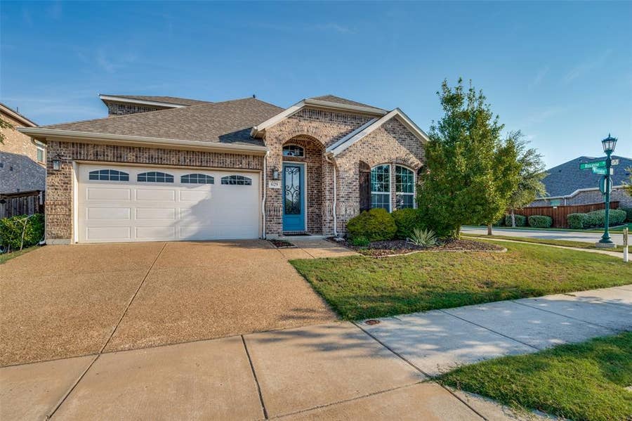 Property photo for 629 Wilmington Lane, Aubrey, TX