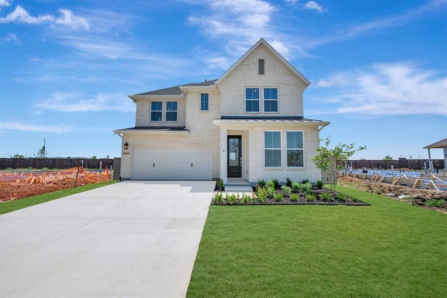Property photo for 8001 Autumn Sage Trail, Denton, TX