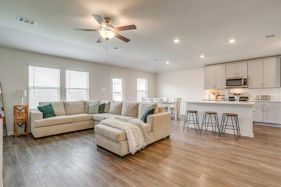 Property photo for 3013 Brittlebush Drive, Fort Worth, TX