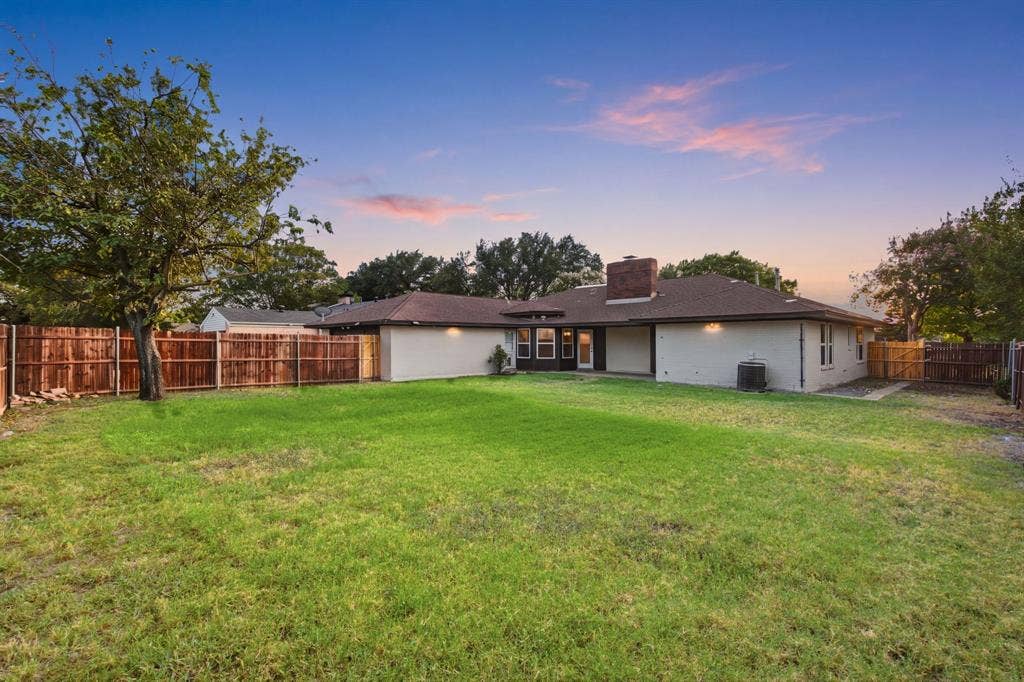 12804 Whispering Hills Drive, Dallas, TX 75243 12804 Whispering Hills Drive, Dallas, TX 75243