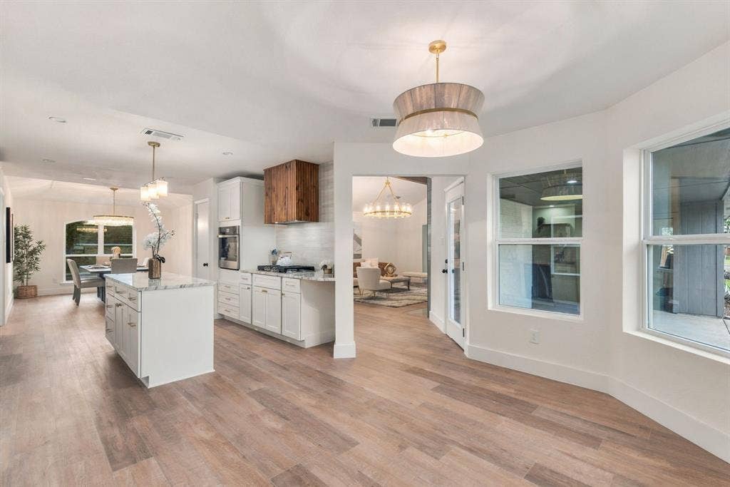 12804 Whispering Hills Drive, Dallas, TX 75243 12804 Whispering Hills Drive, Dallas, TX 75243