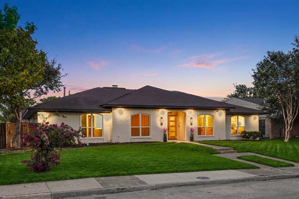 12804 Whispering Hills Drive, Dallas, TX 75243 12804 Whispering Hills Drive, Dallas, TX 75243