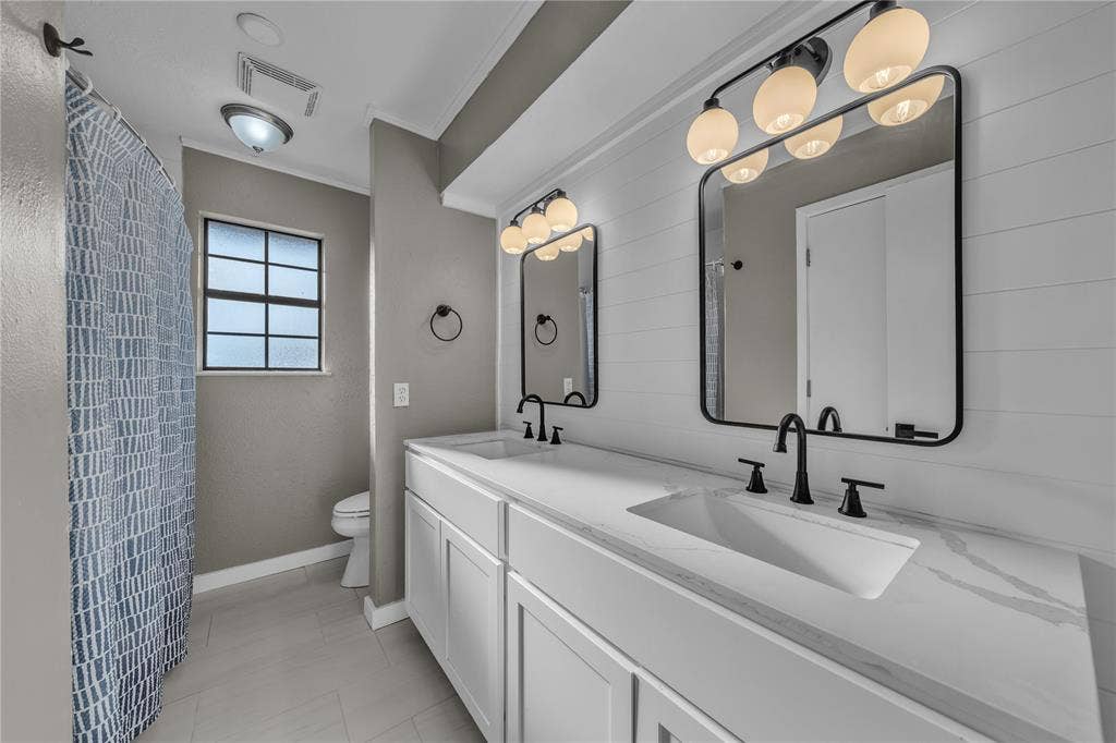 4404 Rain Forest Drive, Arlington, TX 76017 4404 Rain Forest Drive, Arlington, TX 76017