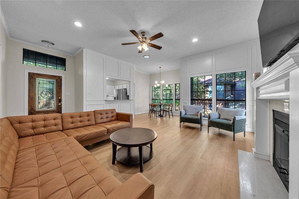 4404 Rain Forest Drive, Arlington, TX 76017 4404 Rain Forest Drive, Arlington, TX 76017