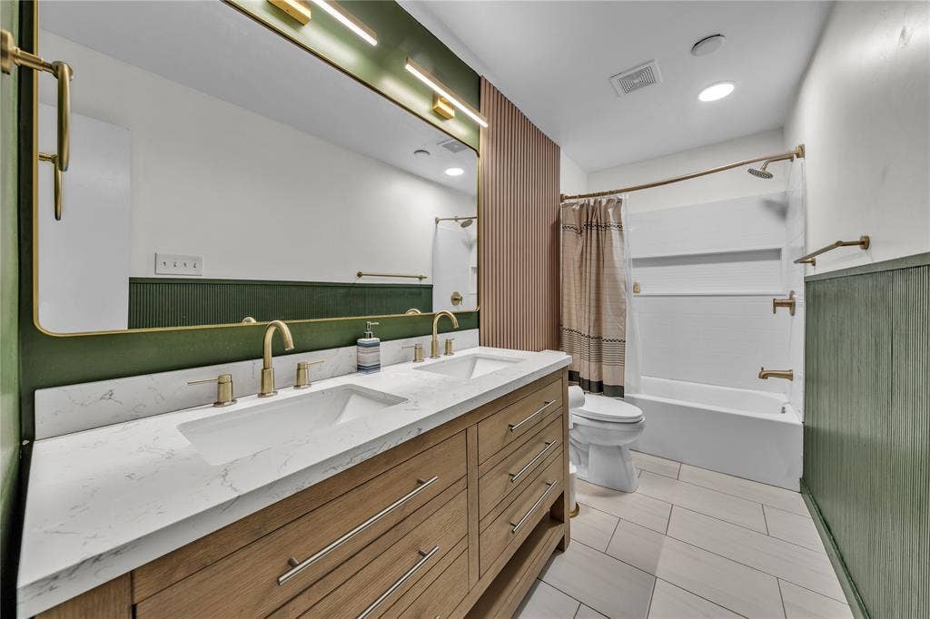 4404 Rain Forest Drive, Arlington, TX 76017 4404 Rain Forest Drive, Arlington, TX 76017