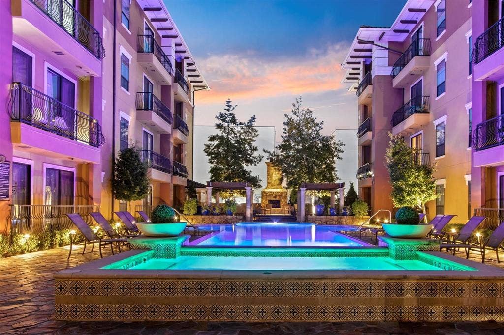 8616 Turtle Creek Boulevard, #323, Dallas, TX 75225 8616 Turtle Creek Boulevard, #323, Dallas, TX 75225