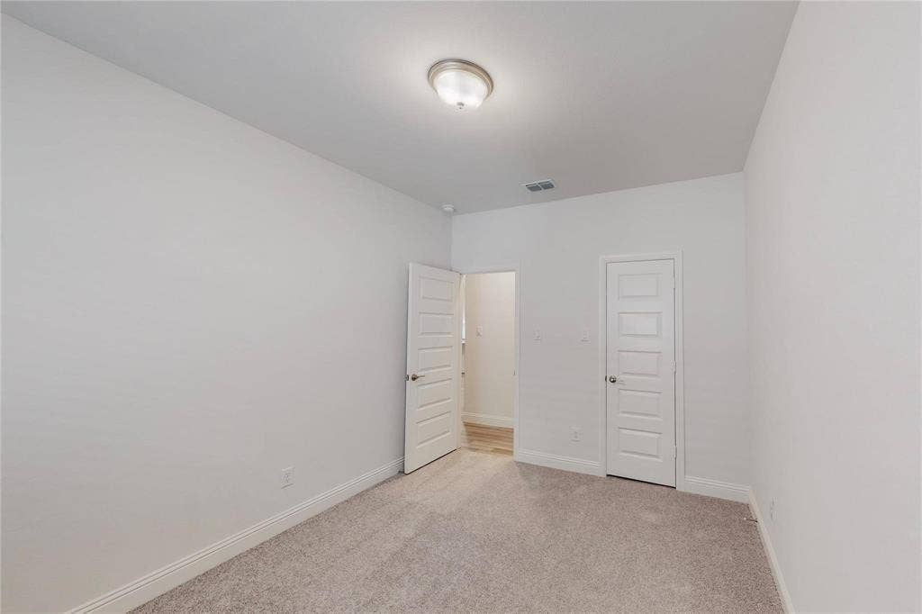 272 Tallgrass Drive, Lavon, TX 75166 272 Tallgrass Drive, Lavon, TX 75166