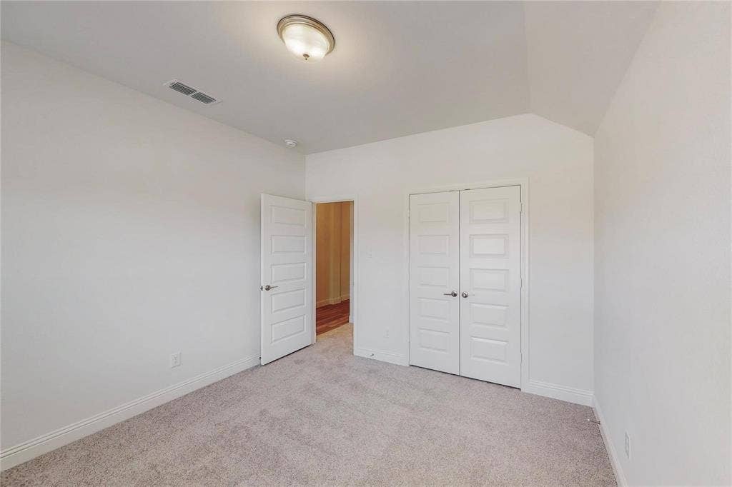 272 Tallgrass Drive, Lavon, TX 75166 272 Tallgrass Drive, Lavon, TX 75166