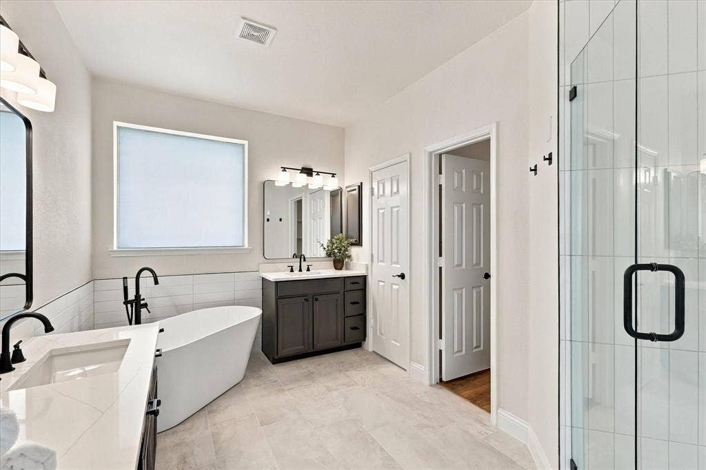 10236 Vintage Drive, Fort Worth, TX 76244