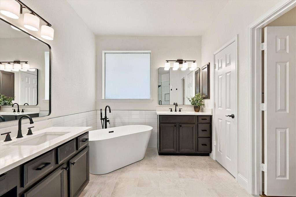 10236 Vintage Drive, Fort Worth, TX 76244
