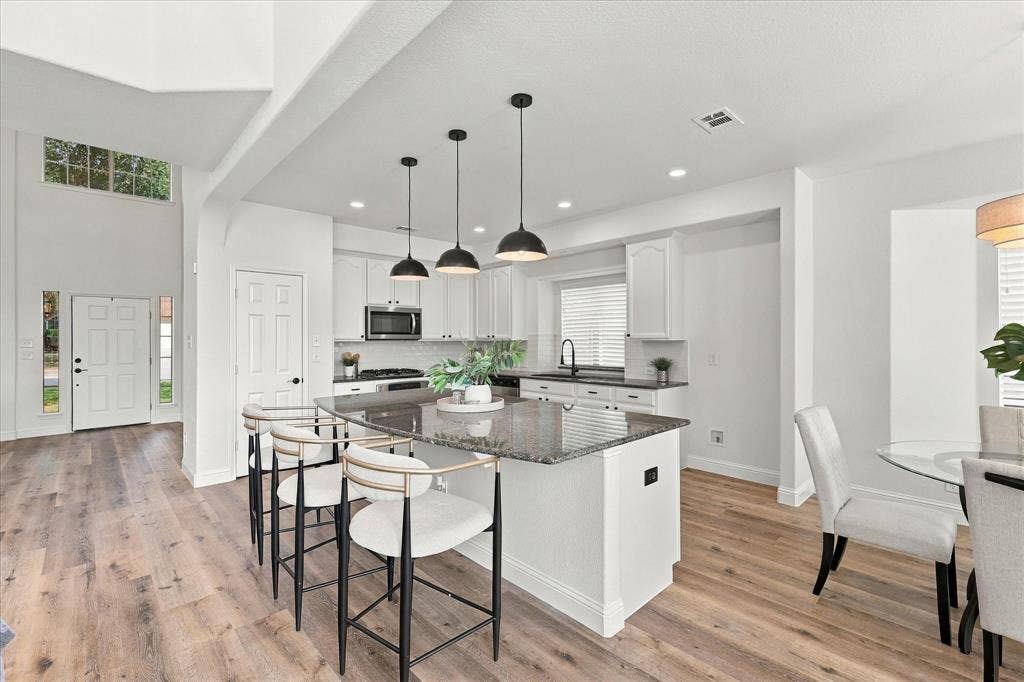 10236 Vintage Drive, Fort Worth, TX 76244