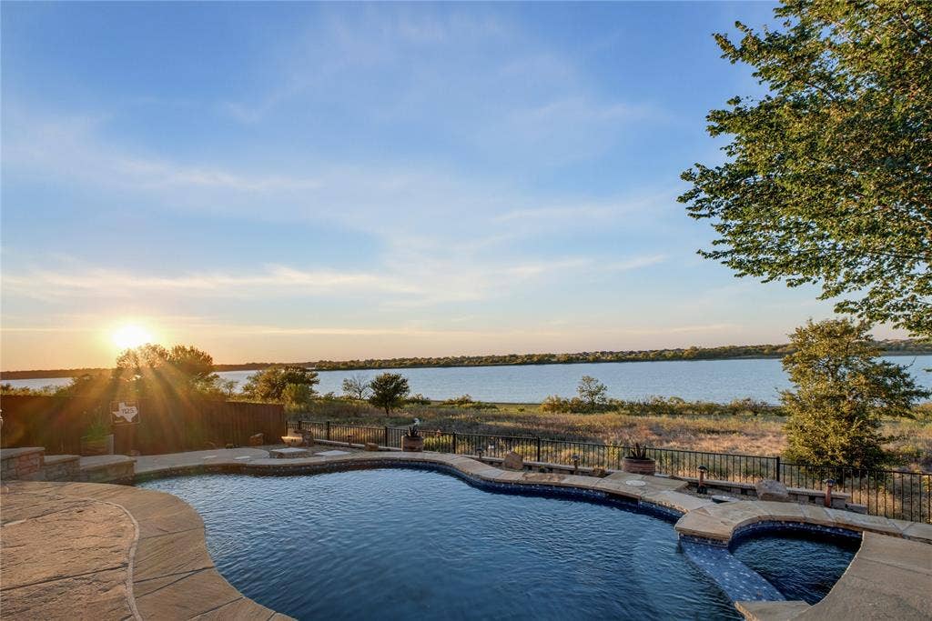 2828 Appaloosa Court, Little Elm, TX 75068 2828 Appaloosa Court, Little Elm, TX 75068