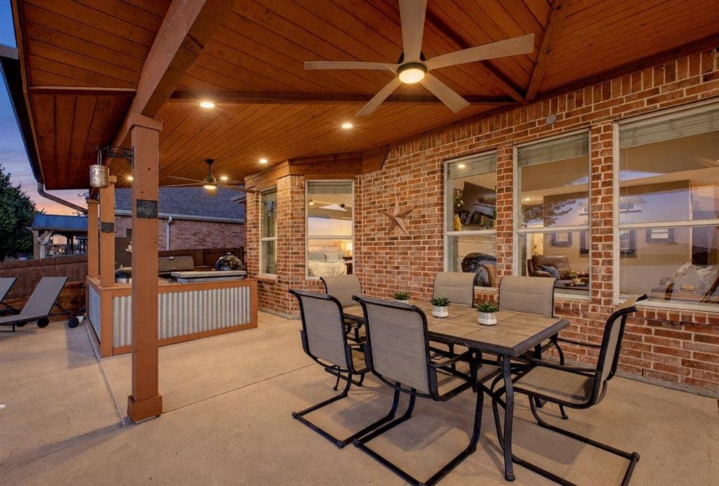 2828 Appaloosa Court, Little Elm, TX 75068 2828 Appaloosa Court, Little Elm, TX 75068