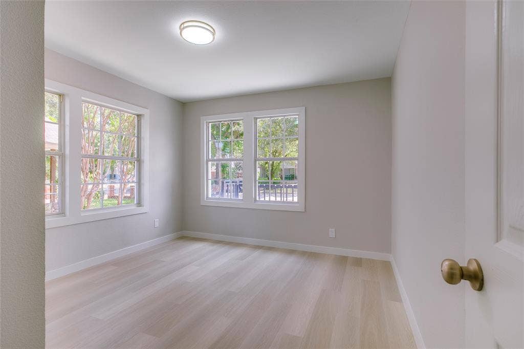 2635 Gladstone Drive, Dallas, TX 75211 2635 Gladstone Drive, Dallas, TX 75211