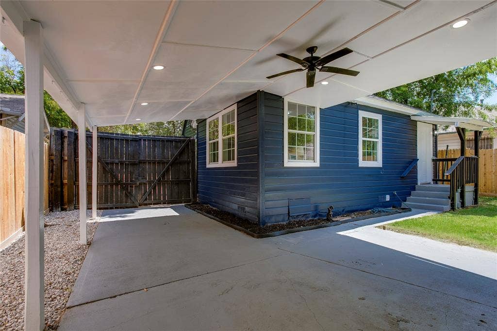 2635 Gladstone Drive, Dallas, TX 75211 2635 Gladstone Drive, Dallas, TX 75211