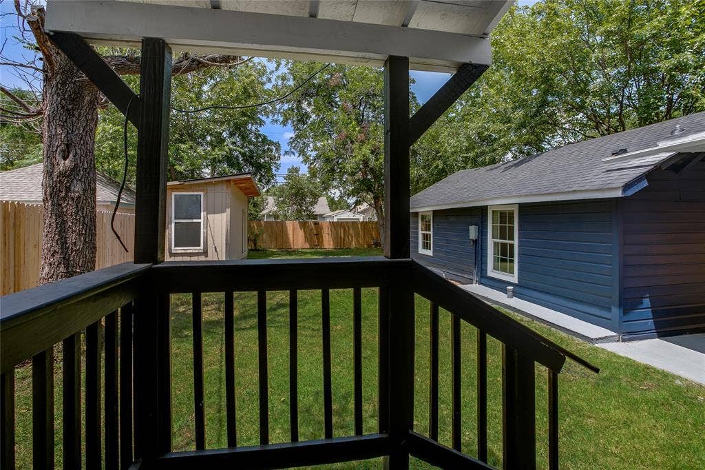 2635 Gladstone Drive, Dallas, TX 75211 2635 Gladstone Drive, Dallas, TX 75211
