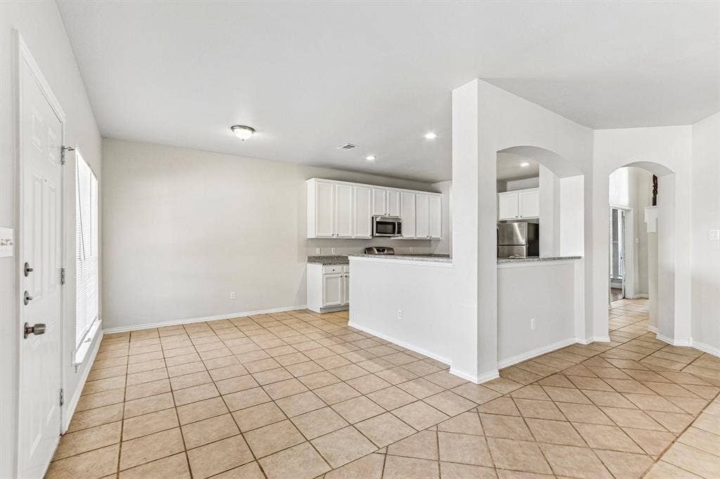1809 Morning Glory Drive, Corinth, TX 76210