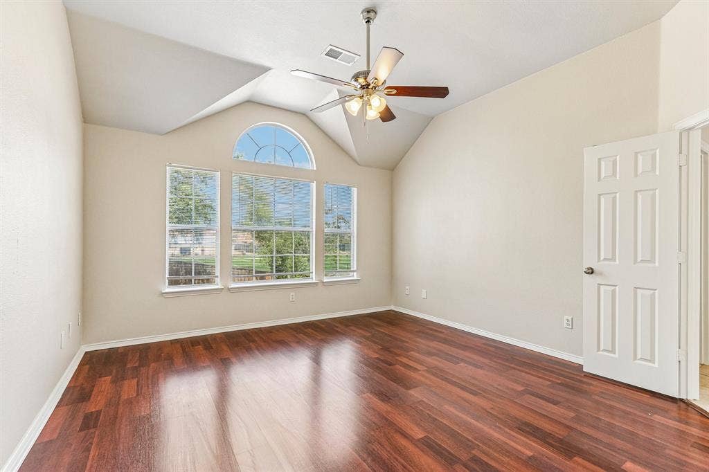 1809 Morning Glory Drive, Corinth, TX 76210