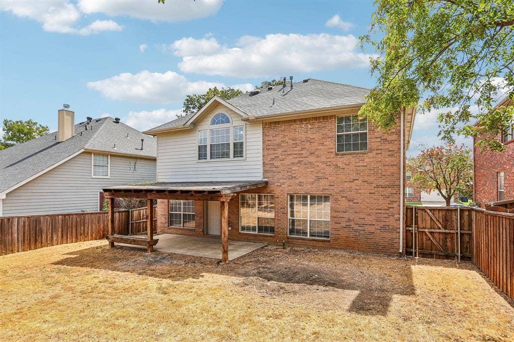 1809 Morning Glory Drive, Corinth, TX 76210
